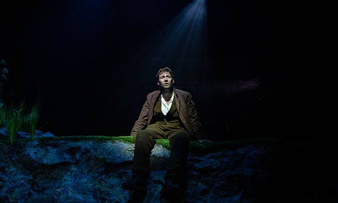 Shaun Blaney in STONES IN HIS POCKETS. Photo Credit: Danny Kaan